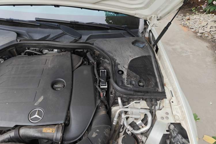 Used Mercedes-Benz E-Class 2020 E 260 Sport Edition Engine Bay Left