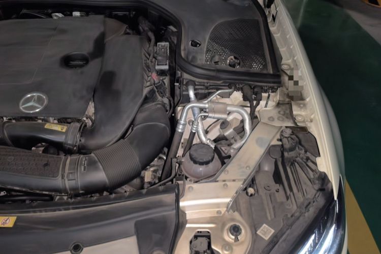 Used Mercedes-Benz E-Class 2020 E 260 Sport Edition Engine Bay Left