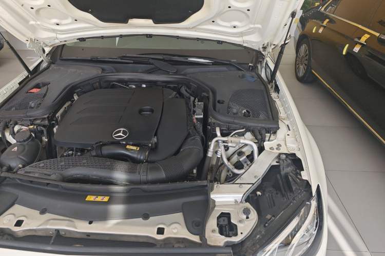 Used Mercedes-Benz E-Class 2020 E 300 L Sporty and Stylish Model Engine Bay Left