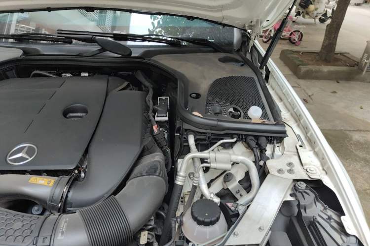 Used Mercedes-Benz E-Class 2020 Facelift E 260 Sport Edition Engine Bay Left