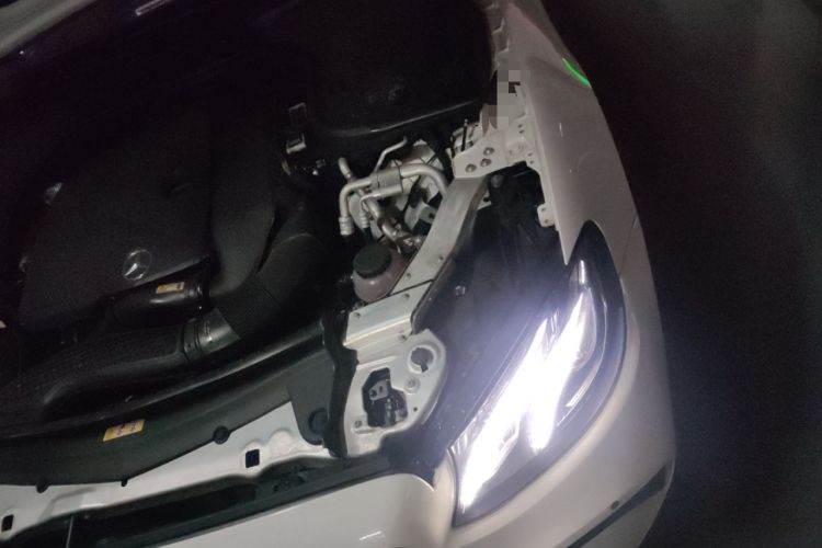 Used Mercedes-Benz E-Class 2020 E 260 Coupe Engine Bay Left