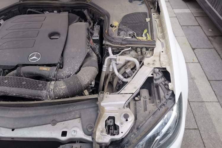Used Mercedes-Benz E-Class 2020 E 300 L Sporty and Stylish Model Engine Bay Left