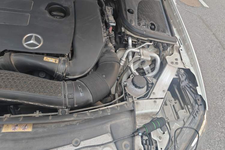 Used Mercedes-Benz E-Class 2020 Facelift E 260 Sport Edition Engine Bay Left
