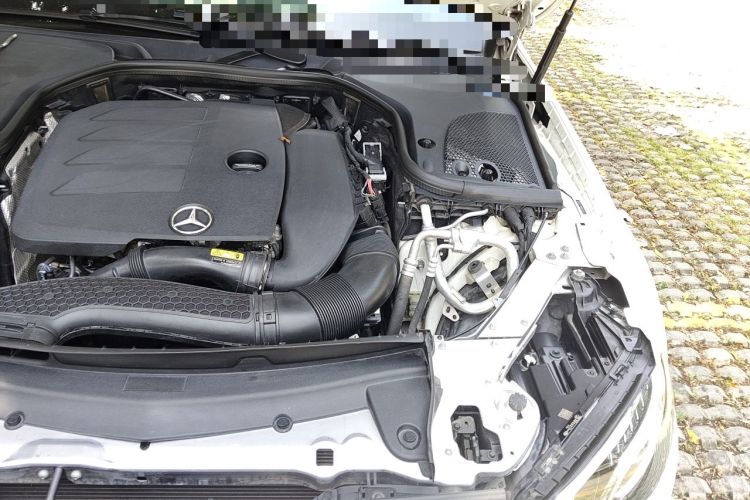 Used Mercedes-Benz E-Class 2020 E 300 L Sport Luxury Edition Engine Bay Left