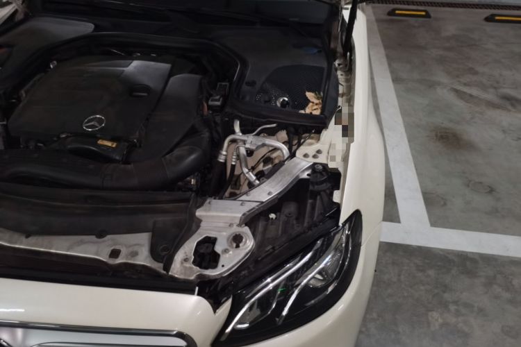 Used Mercedes-Benz E-Class 2020 Restyled E 300 L Sporty and Stylish Edition Engine Bay Left