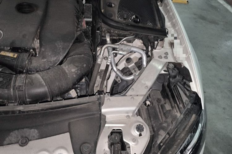 Used Mercedes-Benz E-Class 2020 Restyled E 300 L Sporty and Stylish Edition Engine Bay Left