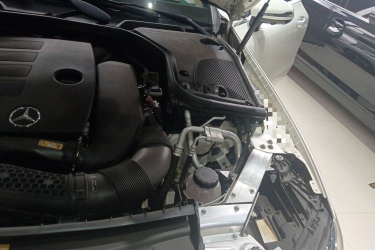 Used Mercedes-Benz E-Class 2020 E 260 Coupe Engine Bay Left