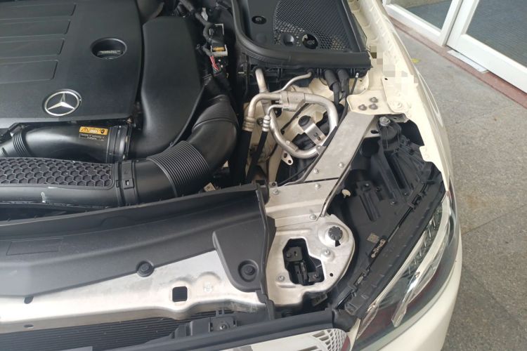 Used Mercedes-Benz E-Class 2020 E 300 L Luxury Model Engine Bay Left