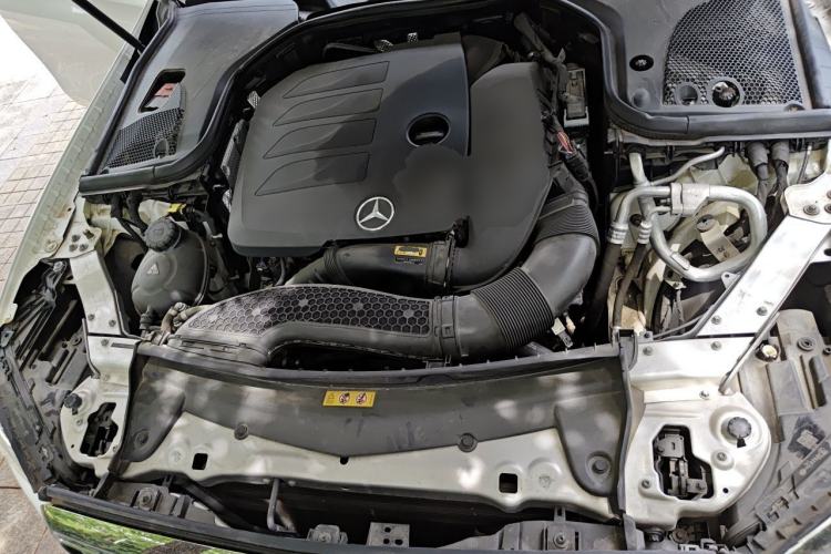 Used Mercedes-Benz E-Class 2020 E 300 L Luxury Model Engine Bay