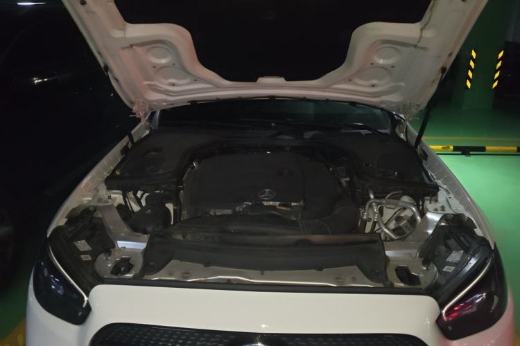 Used Mercedes-Benz E-Class 2020 E 300 L Sport Luxury Edition Engine Bay