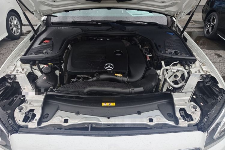 Used Mercedes-Benz E-Class 2020 Restyled E 300 L Sporty and Stylish Edition Engine Bay