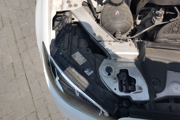 Used Mercedes-Benz E-Class 2020 Facelift E 260 Sport Edition Engine Bay Right