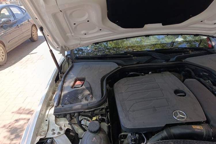 Used Mercedes-Benz E-Class 2020 Restyled E 300 L Sporty and Stylish Edition Engine Bay Right