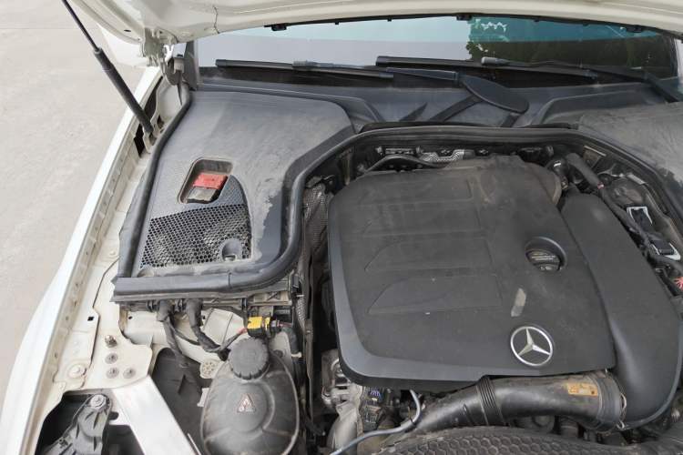 Used Mercedes-Benz E-Class 2020 E 260 Sport Edition Engine Bay Right