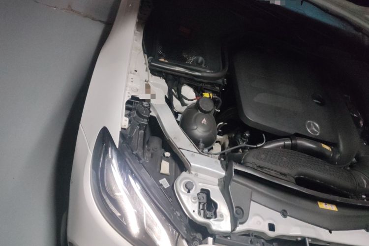 Used Mercedes-Benz E-Class 2020 E 260 Coupe Engine Bay Right