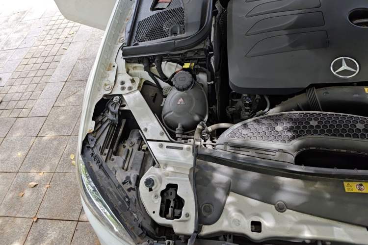 Used Mercedes-Benz E-Class 2020 E 300 L Luxury Model Engine Bay Right