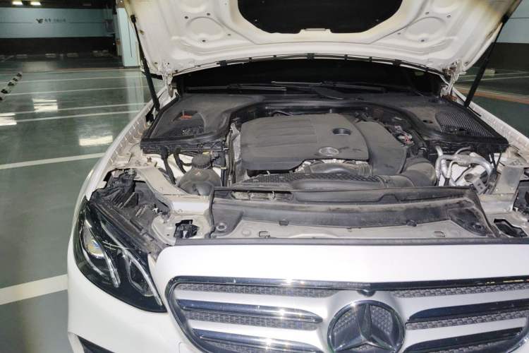 Used Mercedes-Benz E-Class 2020 Restyled E 300 L Sporty and Stylish Edition Engine Bay Right