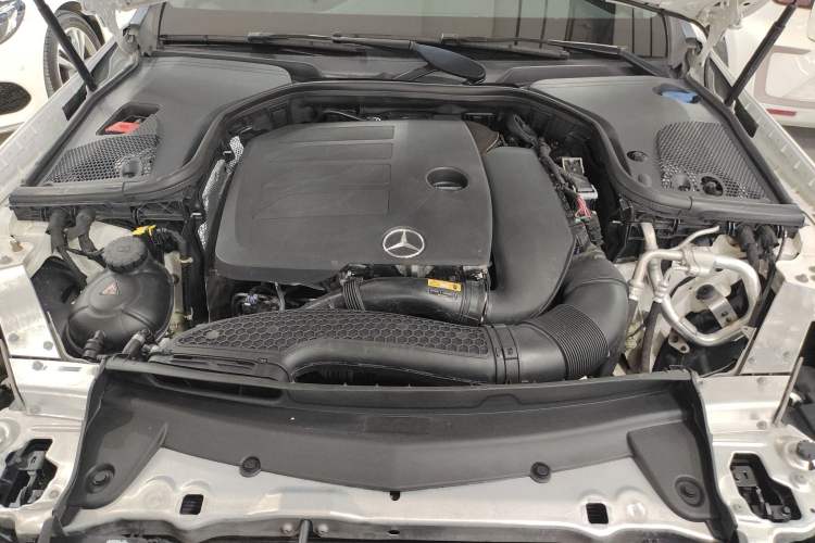Used Mercedes-Benz E-Class 2020 Restyled E 300 L Sporty and Stylish Edition Engine Bay