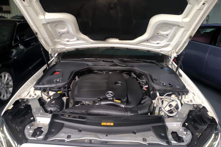 Used Mercedes-Benz E-Class 2020 Restyled E 300 L Sporty and Stylish Edition Engine Bay