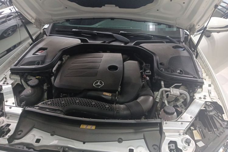 Used Mercedes-Benz E-Class 2020 E 260 Coupe Engine Bay