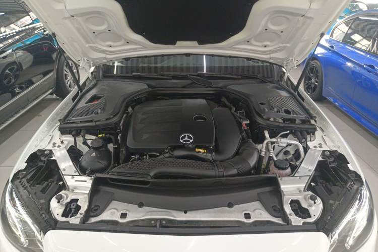Used Mercedes-Benz E-Class 2020 Facelift E 260 L Sport Edition Engine Bay