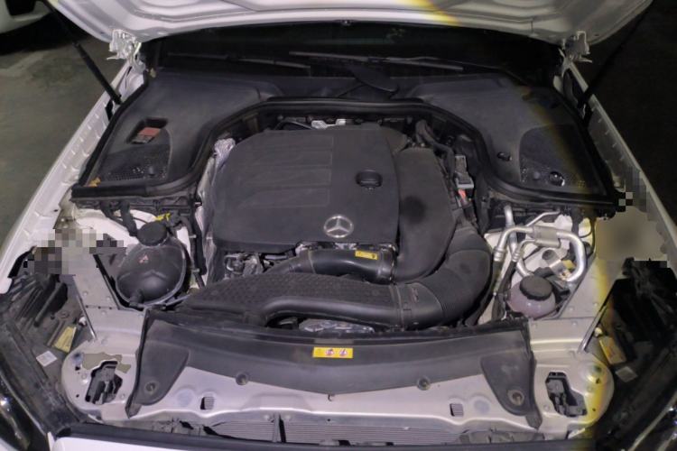 Used Mercedes-Benz E-Class 2020 E 260 Coupe Engine Bay