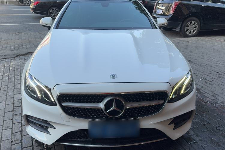 Used Mercedes-Benz E-Class 2020 E 260 Coupe Exterior 1
