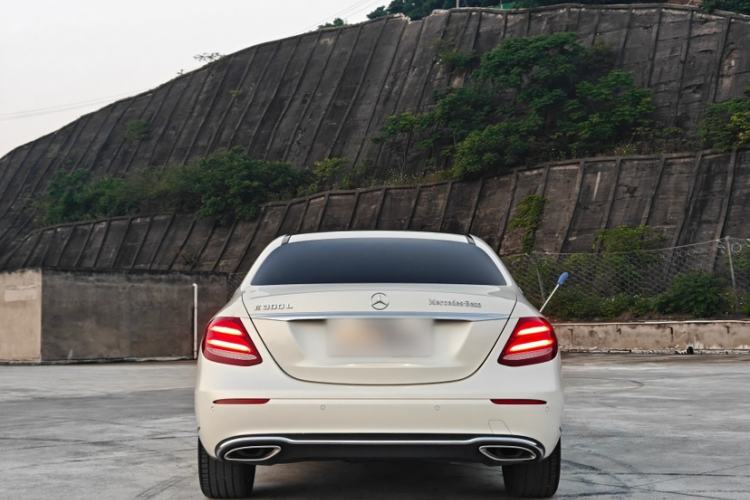 Used Mercedes-Benz E-Class 2020 E 300 L Luxury Model Exterior 11