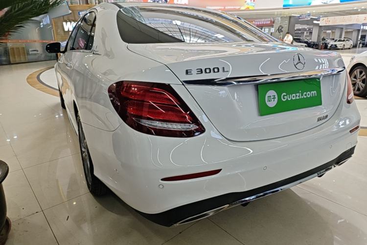 Used Mercedes-Benz E-Class 2020 E 300 L Sporty and Stylish Model Exterior 2