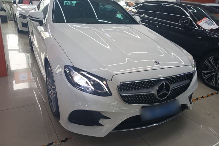 Used Mercedes-Benz E-Class 2020 E 260 Coupe Exterior 2