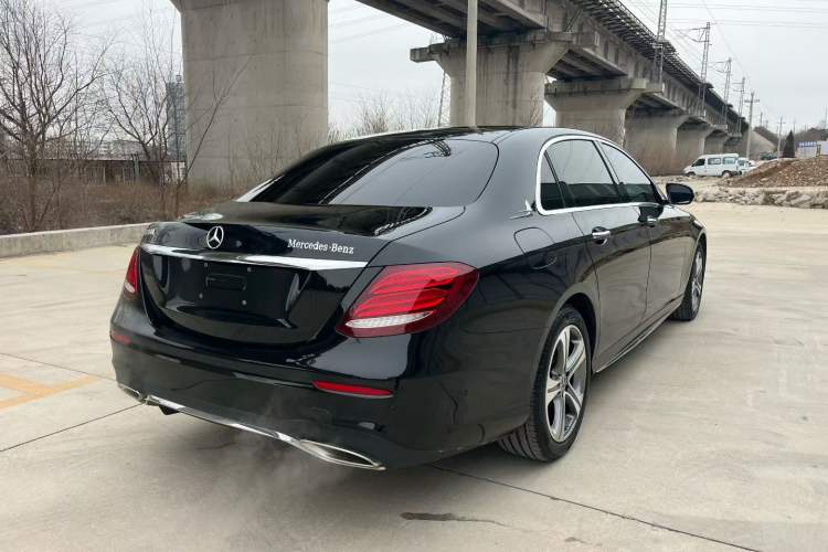 Used Mercedes-Benz E-Class 2020 Facelift E 260 L Sport Edition Exterior 2