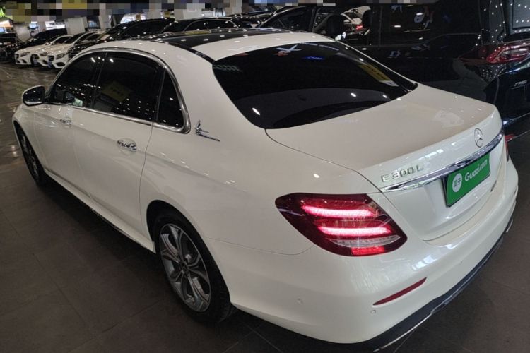 Used Mercedes-Benz E-Class 2020 E 300 L Sporty and Stylish Model Exterior 2
