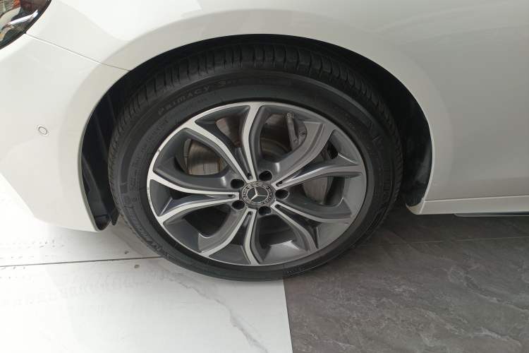 Used Mercedes-Benz E-Class 2020 E 300 L Sport Luxury Edition Exterior 2