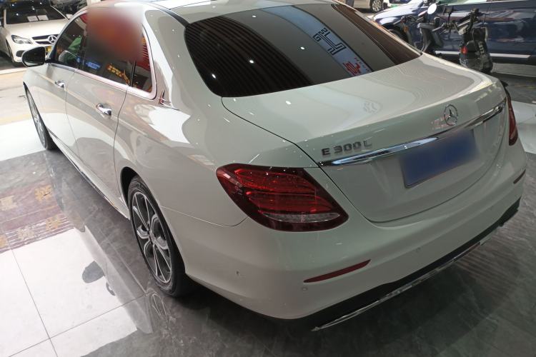 Used Mercedes-Benz E-Class 2020 E 300 L Sport Luxury Edition Exterior 2