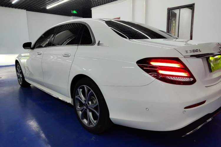Used Mercedes-Benz E-Class 2020 Restyled E 300 L Sporty and Stylish Edition Exterior 2