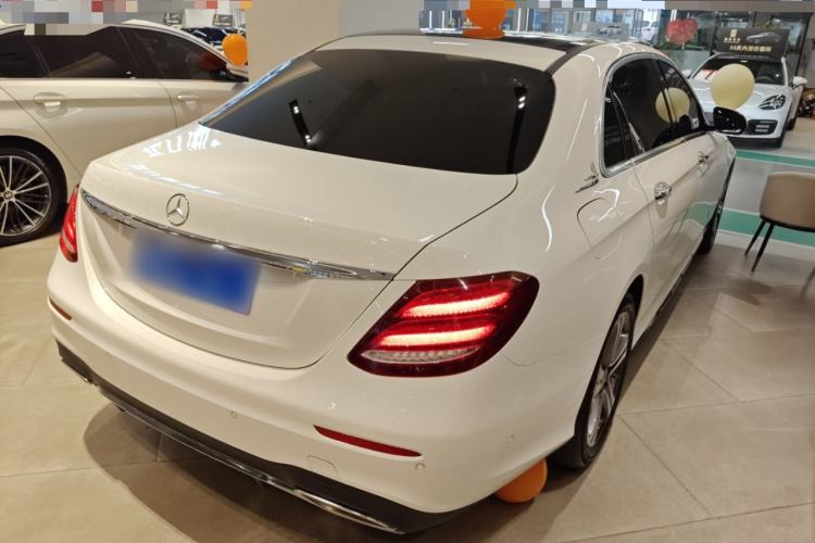 Used Mercedes-Benz E-Class 2020 Facelift E 260 L Sport Edition Exterior 3
