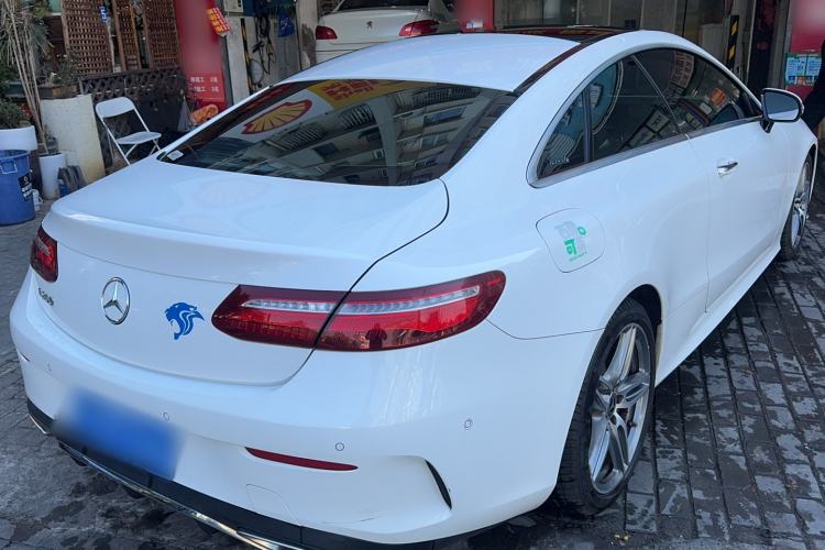 Used Mercedes-Benz E-Class 2020 E 260 Coupe Exterior 3