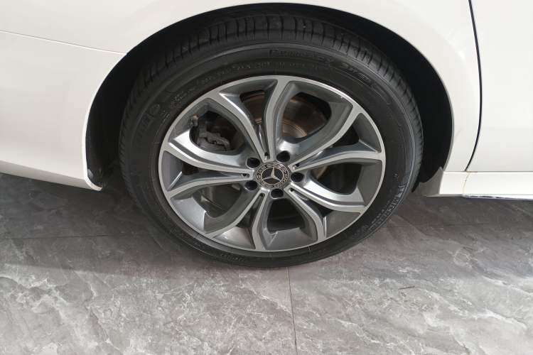 Used Mercedes-Benz E-Class 2020 E 300 L Sport Luxury Edition Exterior 3