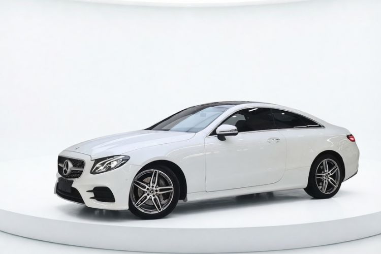 Used Mercedes-Benz E-Class 2020 E 260 4MATIC Coupe Exterior 3