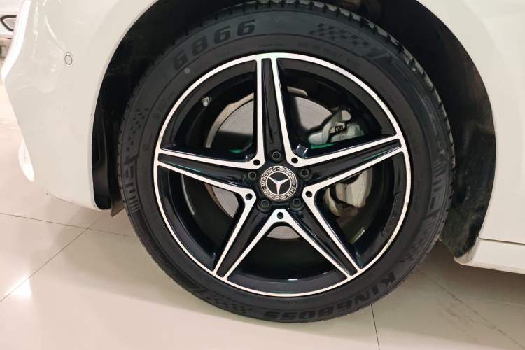 Used Mercedes-Benz E-Class 2020 E 260 Sport Edition Exterior 4