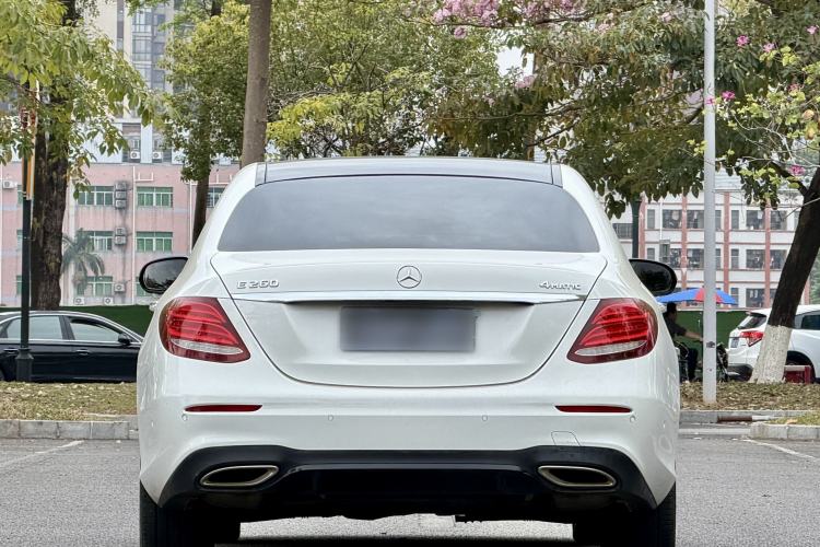 Used Mercedes-Benz E-Class 2020 E 260 Sport Edition 4MATIC Exterior 4