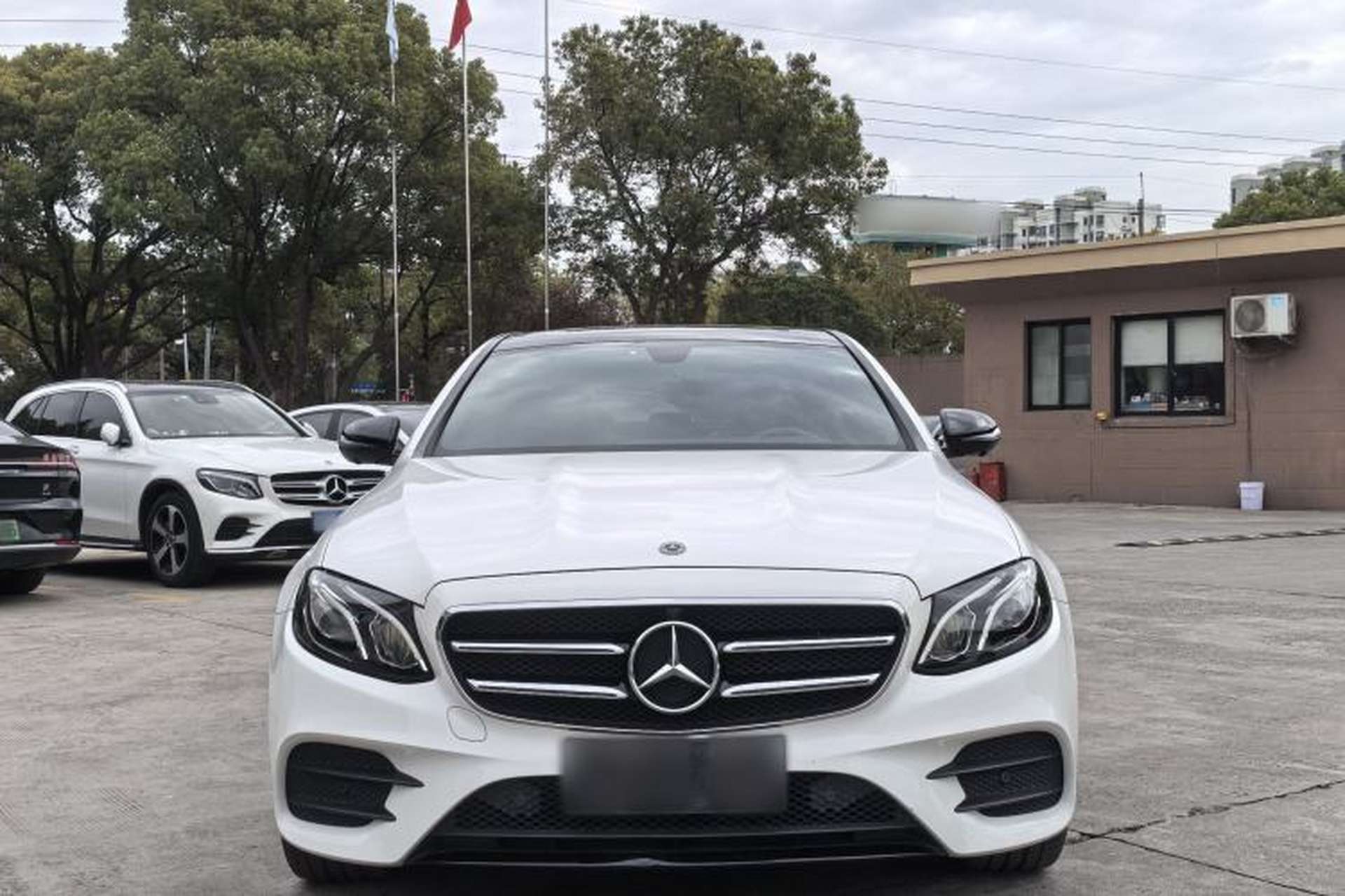 Used Mercedes-Benz E-Class 2020 E 260 Sport Edition Exterior 4