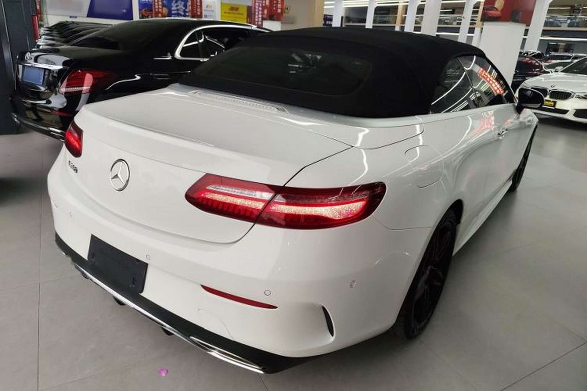 Used Mercedes-Benz E-Class 2020 E 260 Convertible Coupe Exterior 5