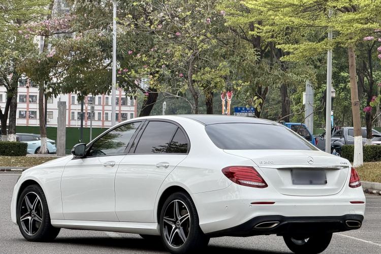 Used Mercedes-Benz E-Class 2020 E 260 Sport Edition 4MATIC Exterior 5