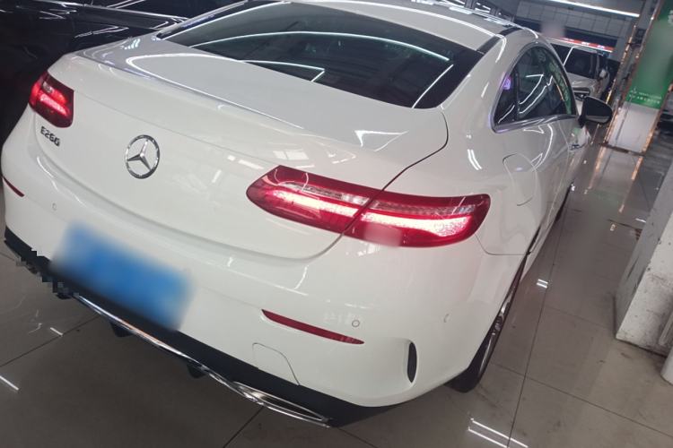 Used Mercedes-Benz E-Class 2020 E 260 Coupe Exterior 5