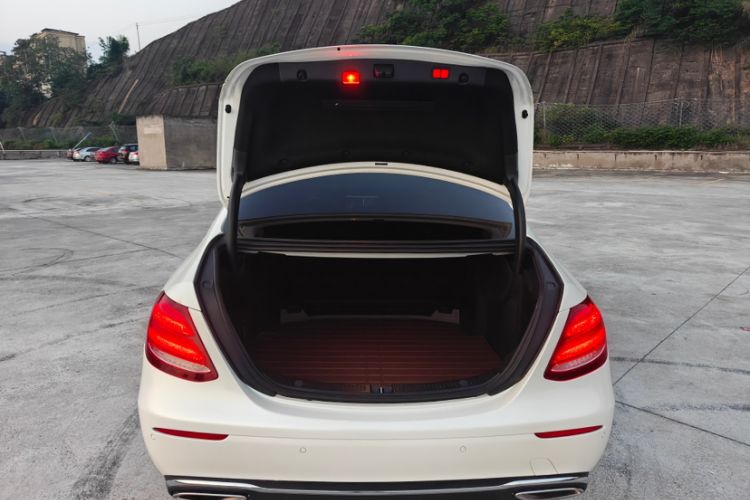 Used Mercedes-Benz E-Class 2020 E 300 L Luxury Model Exterior 5