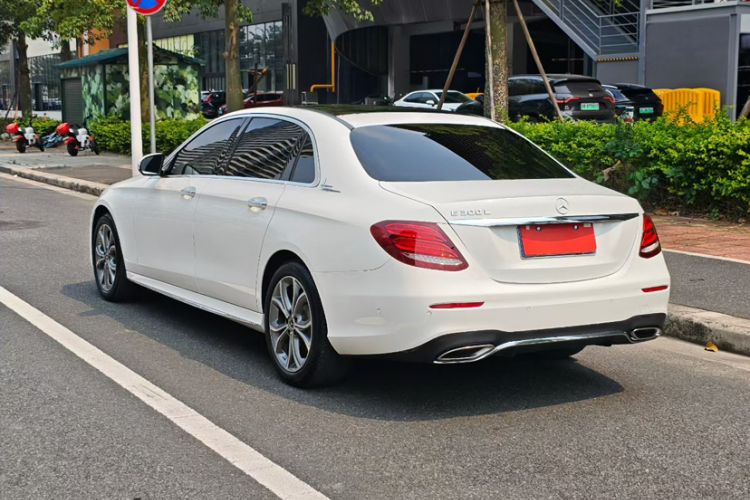 Used Mercedes-Benz E-Class 2020 E 300 L Sport Luxury Edition Exterior 5