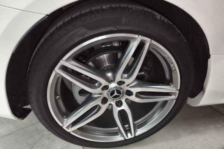 Used Mercedes-Benz E-Class 2020 E 260 Convertible Coupe Exterior 5