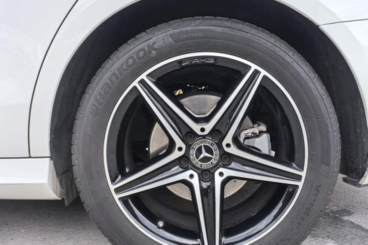 Used Mercedes-Benz E-Class 2020 E 260 Sport Edition Exterior 6