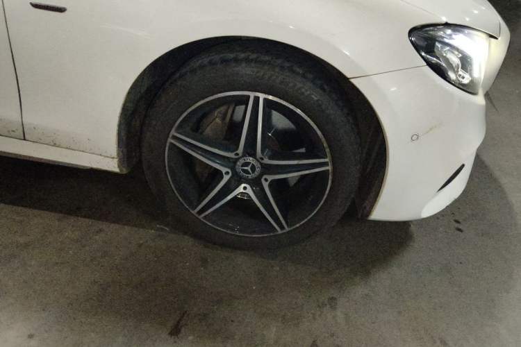 Used Mercedes-Benz E-Class 2020 Restyled E 300 L Sport Exclusive Edition Exterior 7